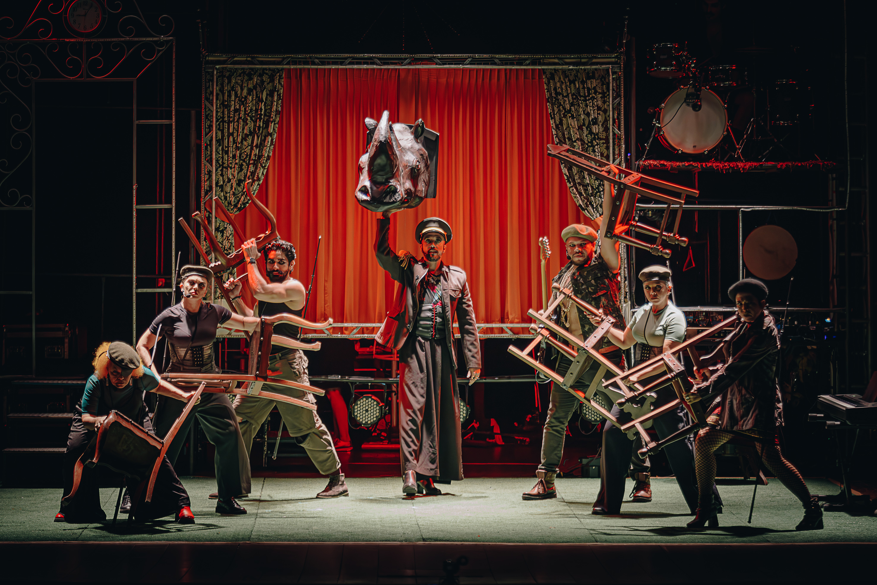 CLENYLDES & CLENÔRYS